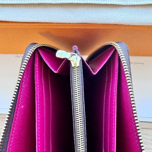 BRAND NEW Louis Vuitton M42616 Lv Monogram Long Zippy Wallet - Picture 4 of 8